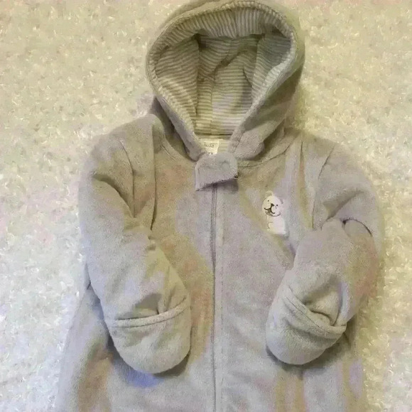 Carter's snow suit - Picture 5 of 7